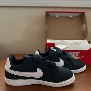 Nike Kids' Black Sneakers with White Swoosh